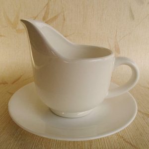 2-pc Pacific WHITE Stoneware 1.5 CREAMER /GRAVY Sauce BOAT w/Corelle UNDERPLATE