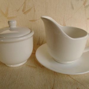 Pacific WHITE SUGAR BOWL & GRAVY BOAT Creamer Sauce w/Corning UNDERPLATE *New