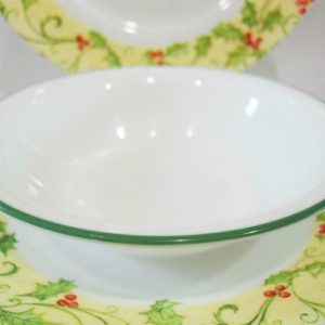 Corelle EVERGREEN HOLLY 18-oz GREEN Rim SOUP Cereal BOWL 7.25 Cheerful Flurry