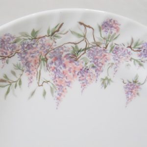 EUC Corelle WISTERIA 10 1/4 DINNER PLATE Light Purple Swirled Fluted Rim